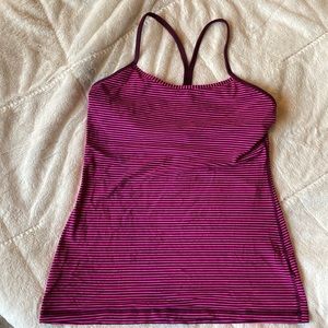 LULULEMON built-in bra top size Small